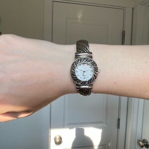 Silver tone chunky VTG bangle stainless steel watch with circle face